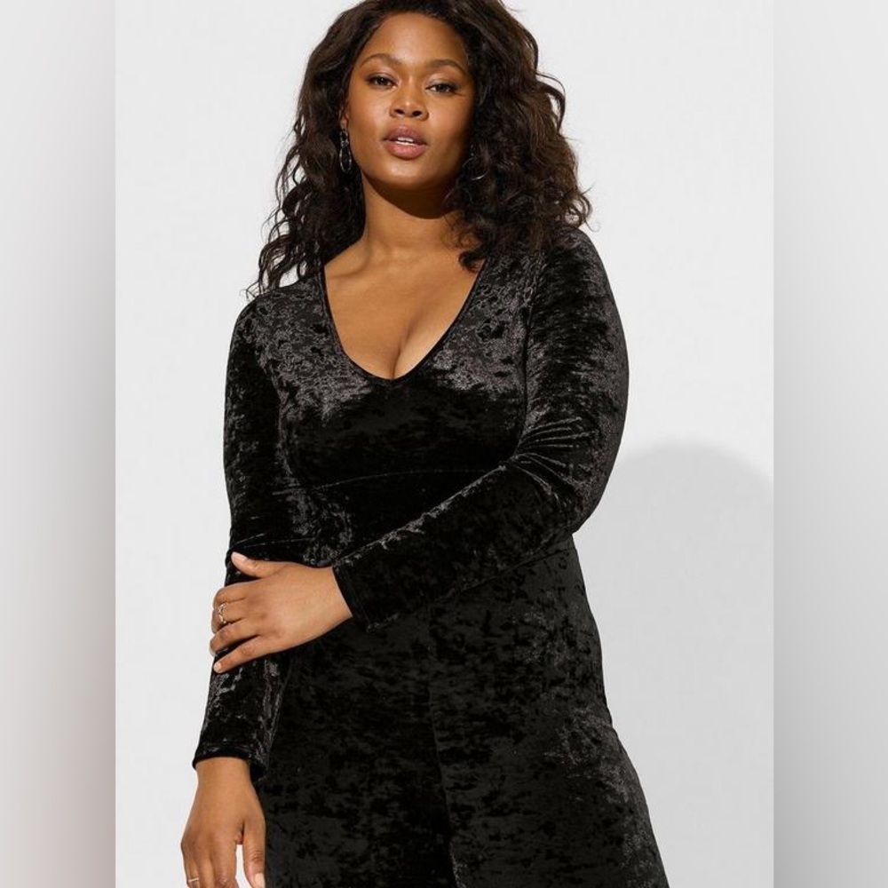Torrid Full Length Crushed Velvet Long Sleeve One Piece Jumpsuit Plus Size 3X